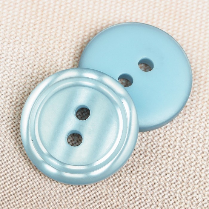 Пуговица костюмная, 2 прокола, 23мм, цвет голубой