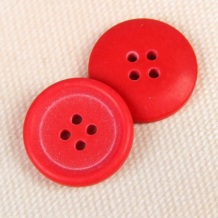 Пуговица костюмная, 4 прокола, 18мм, цвет красный