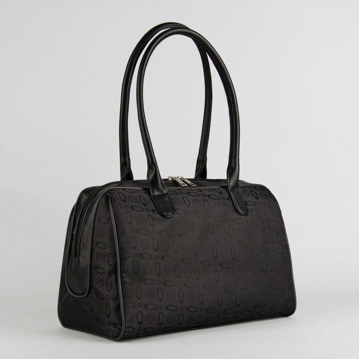 Сумка женская, отдел на молнии, наружный карман, регулируемый ремень, цвет чёрный/лепестки