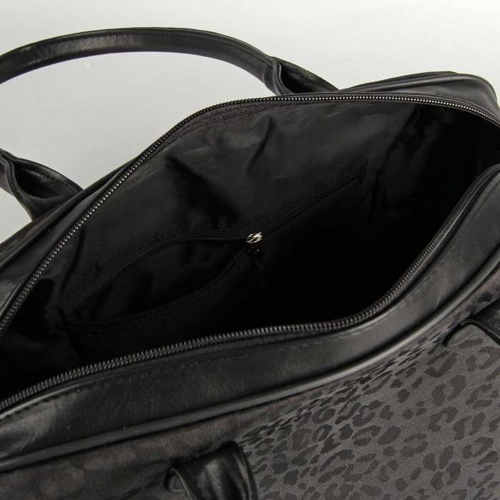 Сумка женская, отдел на молнии, наружный карман, регулируемый ремень, цвет чёрный/леопард