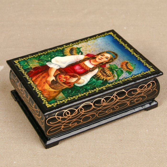 Шкатулка «Портрет 2», лаковая миниатюра, 8х10,5 см