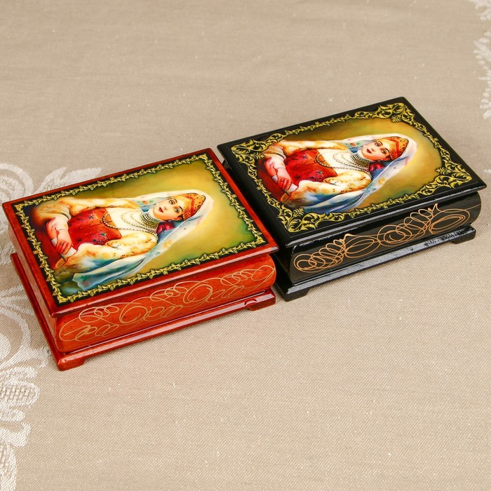 Шкатулка «Портрет 13», лаковая миниатюра, 8х10,5 см