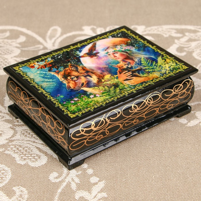 Шкатулка «Портрет 32», лаковая миниатюра, 8х10,5 см