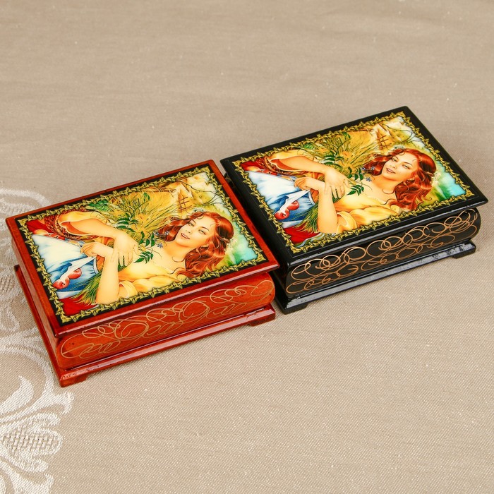 Шкатулка «Портрет 37», лаковая миниатюра, 8х10,5 см