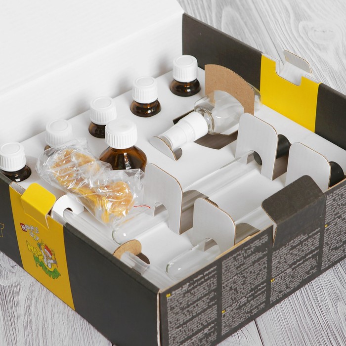 Набор удивительных экспериментов для детей "Лаборатория парфюма"