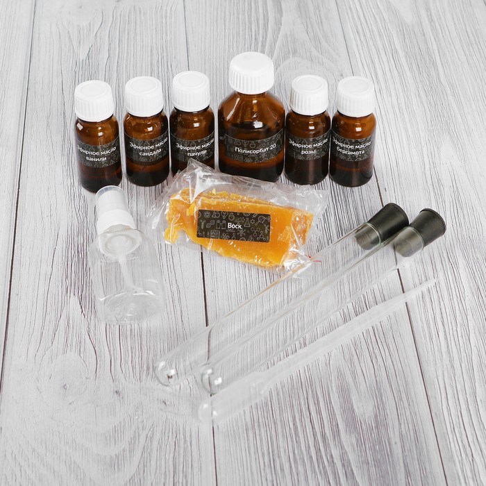 Набор удивительных экспериментов для детей "Лаборатория парфюма"