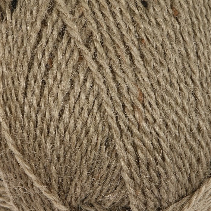 Пряжа "Alpina Alpaca Tweed" 90% альпака, 7 % акрил, 3% вискоза 300м/50г (07 хаки)