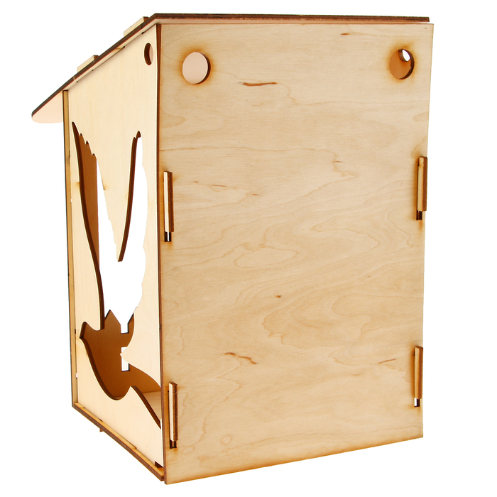 Кормушка для птиц "Птица в полёте"