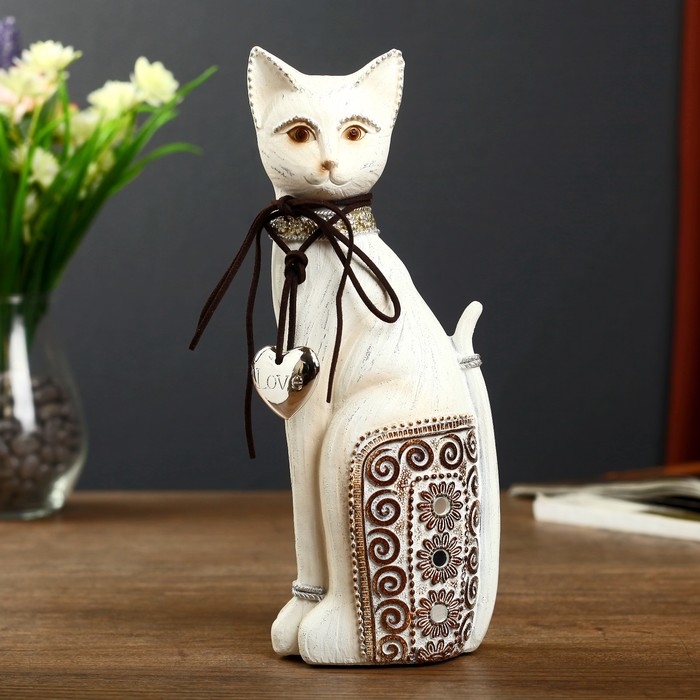 Сувенир полистоун "Кошечка с ажурной спинкой и в ошейнике с сердечком" 25,5х10х7 см