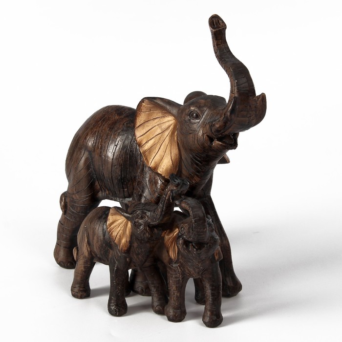 Сувенир полистоун "Слон африканский коричневый со слонятами" золотые ушки 18,5х17х9 см
