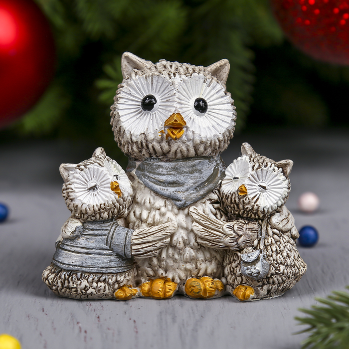 Сувенир полистоун "Мама Сова с совятами" 8х7,5х4 см