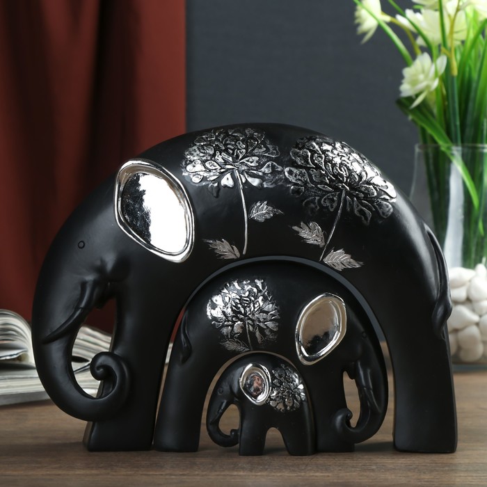 Сувенир полистоун "Чёрный слон со слонятами" серебряный цветок (набор 3 шт) 15,3х20,5х6 см