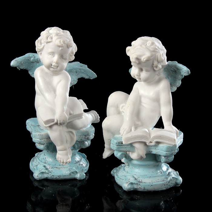 Сувенир полистоун "Читающий ангел с голубыми крыльями" МИКС 9,7х5,5х5,5 см