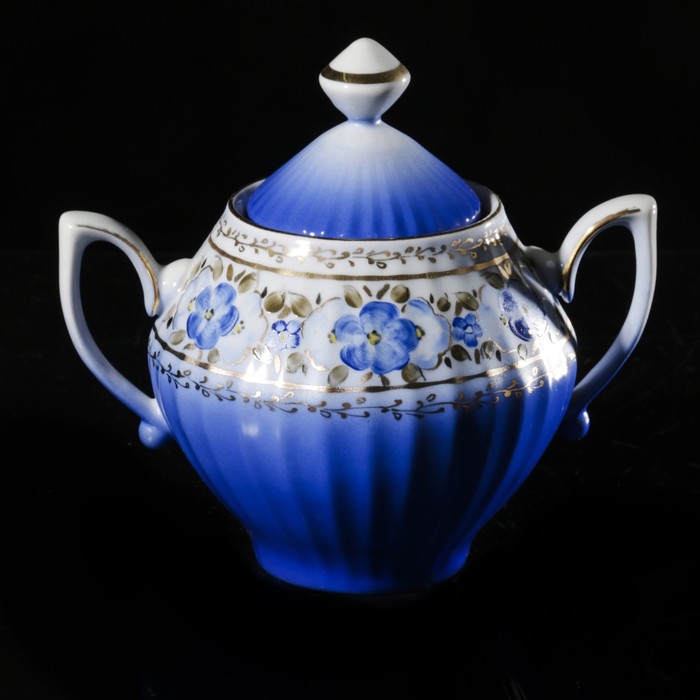 Сахарница 540 мл "Лучистая. Голубой венок", отводка золотом