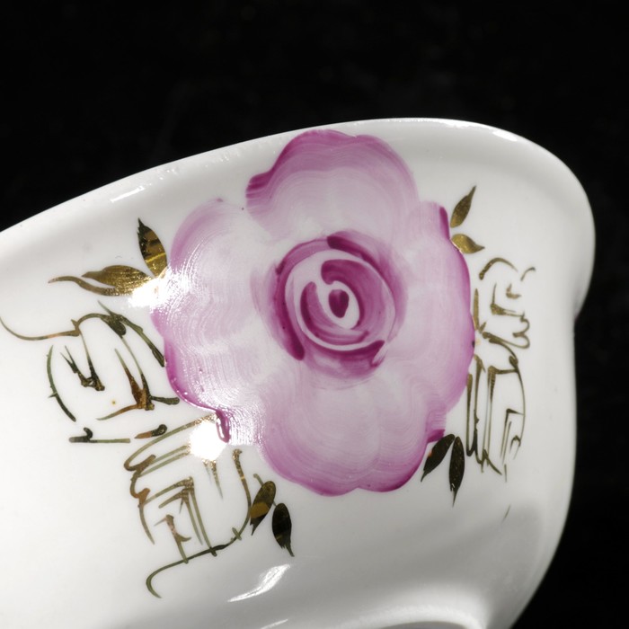 Чашка для бульона 390 мл "Розовые розы", отводка золотом