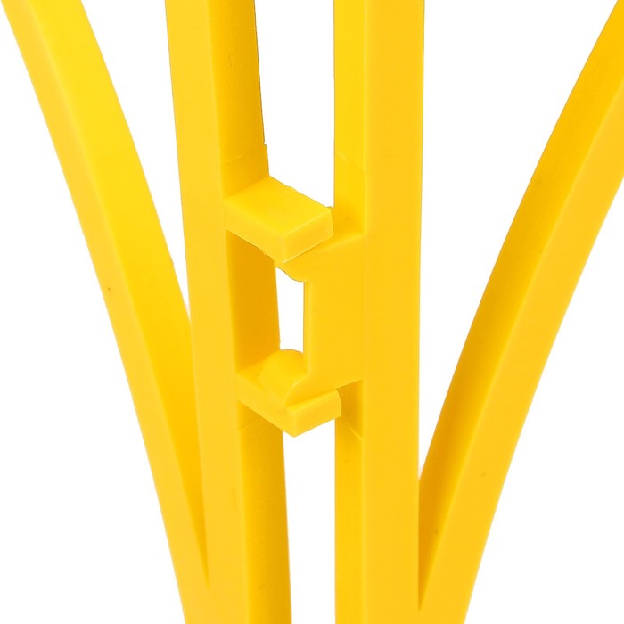 Ограждение декоративное, 34 х 300 см, 7 секций, пластик, жёлтое, «Рококо»