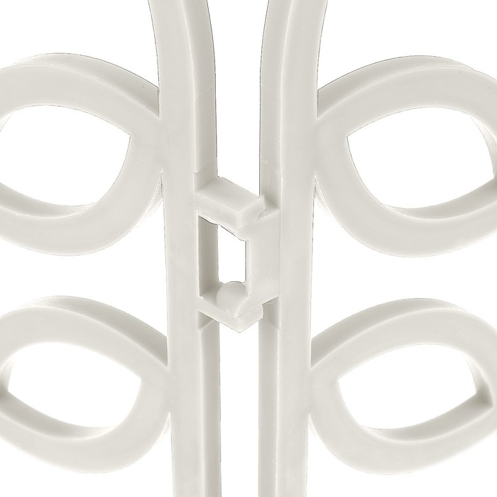 Ограждение декоративное, 34 х 300 см, 7 секций, пластик, белое, «Флора»