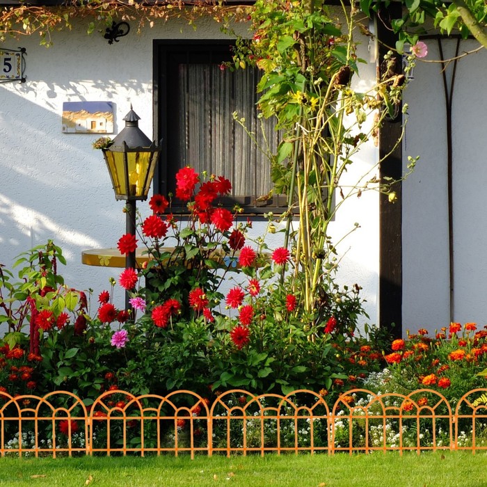 Ограждение декоративное, 34 х 300 см, 7 секций, пластик, оранжевое, «Аркада»