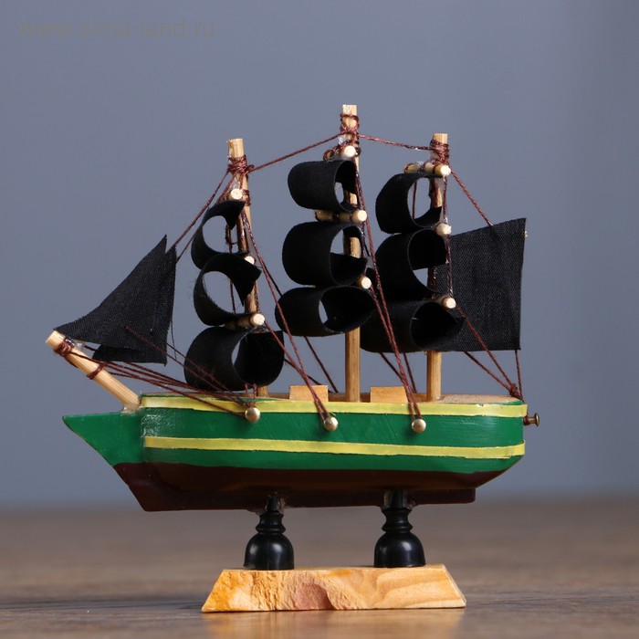 Корабль сувенирный малый «Испаньола», борта с полосой, микс, 3×10×10 см