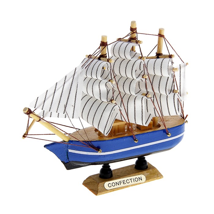 Корабль сувенирный малый «Трёхмачтовый», борта с полосой, паруса белые, микс, 14 × 3,5 × 13 см