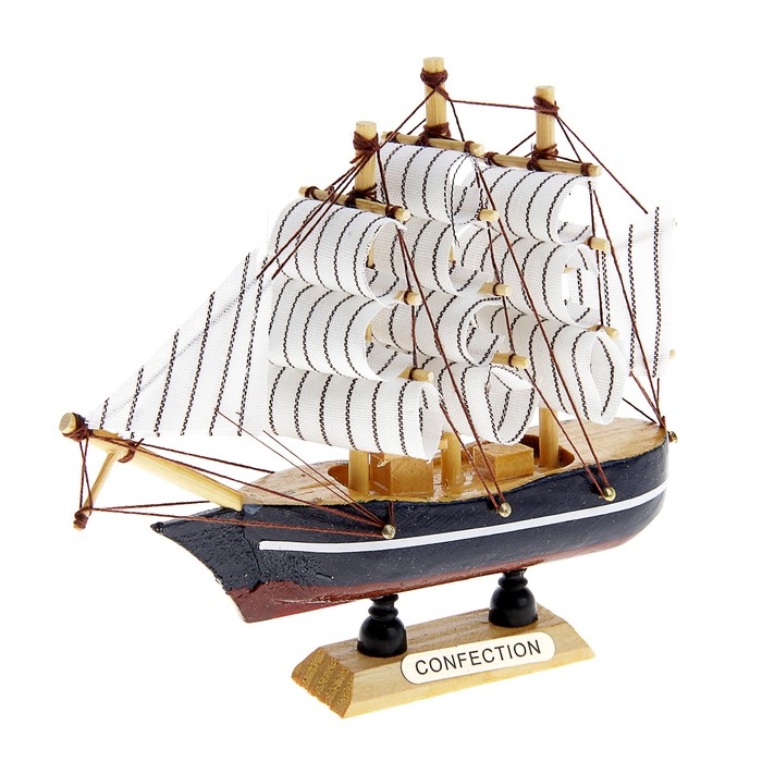 Корабль сувенирный малый «Трёхмачтовый», борта с полосой, паруса белые, микс, 14 × 3,5 × 13 см
