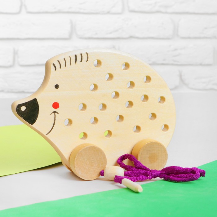 Шнуровка "Ёжик на колёсиках"