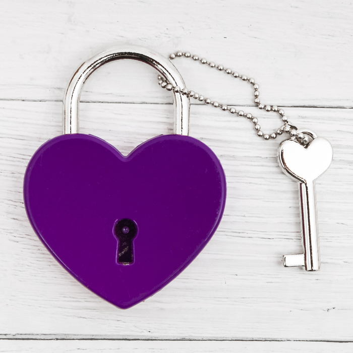 Замок с ключом "Ты+Я=Семья"