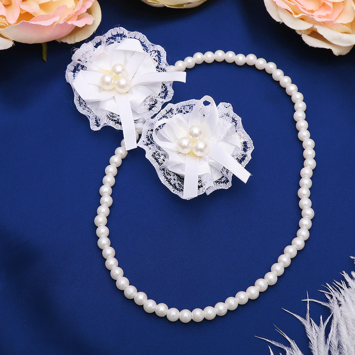 Набор детский "Выбражулька" 3 предмета: 2 заколки, бусы, ажурные цветы, цвет белый