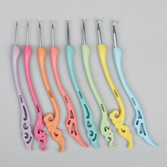 Набор крючков для вязания, d=2,5-6мм, 20см, 8шт.