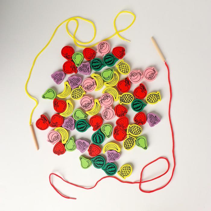 Шнуровка в банке 60 деталей "Фрукты", 2 иглы дерев , 2 шнурка, цвета МИКС