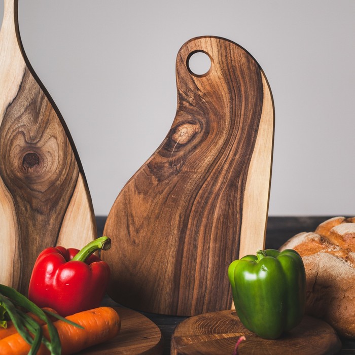 Доска авторская для подачи "Орех", массив ясеня, 35х20