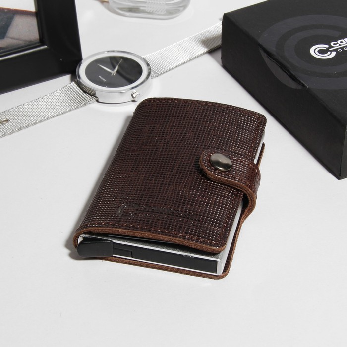 Портмоне, 2 отдела для купюр, защитный отдел для карт, цвет коричневый