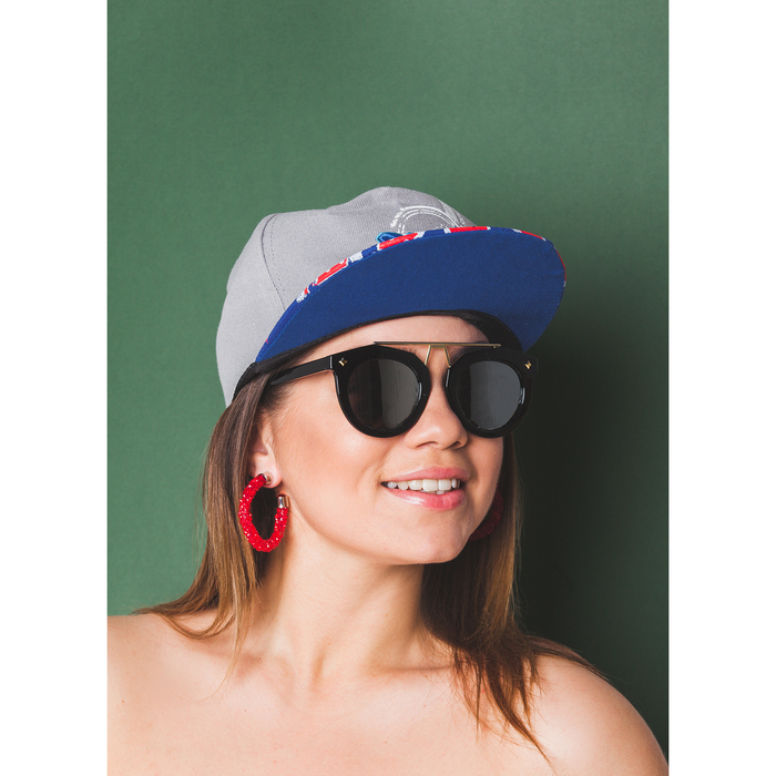 Очки солнцезащитные Round. Оправа с металлическими вставками, оправа и линзы микс, 4х14х5 см