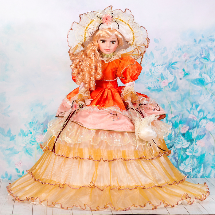 Кукла зонтик коллекционная керамика "Юнонна в золотистом платье" 60 см