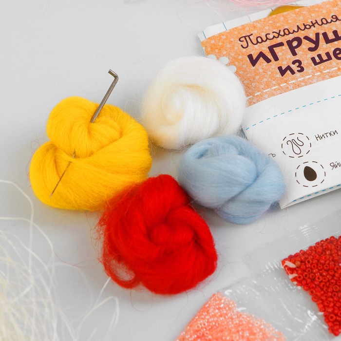 Пасхальная игрушка из шерсти "Цыплёнок"