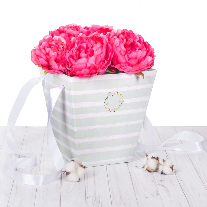 Коробка трапеция «Свежесть», микрогофра, 23,6 х 24,5 х 15 см