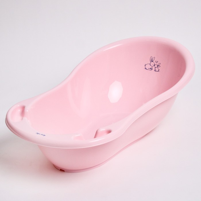 цена Ванна детская «Кролики» со сливом, 86 см, цвет розовый