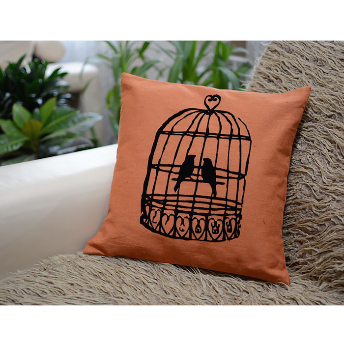 Подушка декоративная 02-581 Птица в клетке 40х40х15 см, флок, хл, ПЭ 100%, чехол съемный