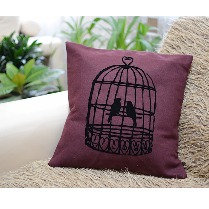 Подушка декоративная 02-550 Птица в клетке 40х40х15 см, флок, хл, ПЭ 100%, чехол съемный