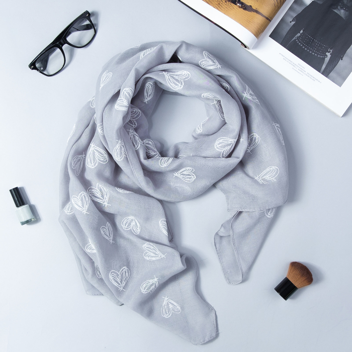 Палантин Этель "Сердечки", размер 70 х 180 см, вид 1, цвет серый/белый