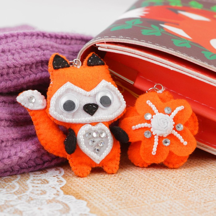 Брелок из фетра своими руками "Лисичка"