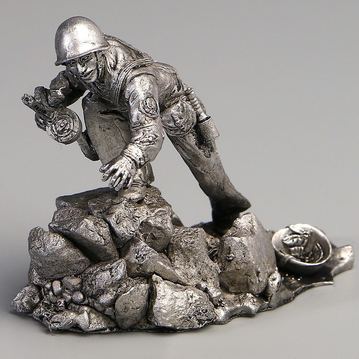 Оловянный солдатик "Моряк"