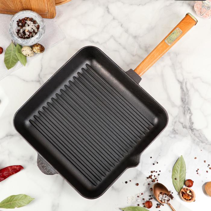 Сковорода чугунная квадратная гриль ТМ "BRIZOLL" 280х280х50 мм с ручкой "ОПТИМА"