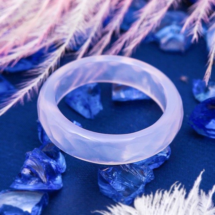 Кольцо гранёное "Агат розовый" 6мм, размер МИКС