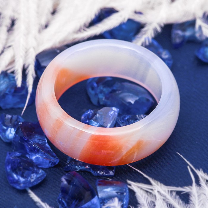 Кольцо гладкое "Агат светло-оранжевый" 8мм, размер МИКС