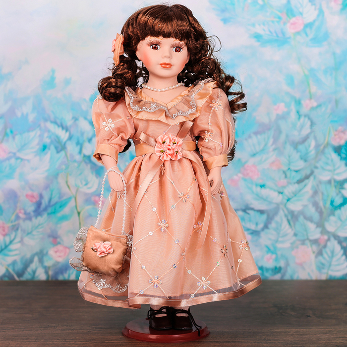 Кукла коллекционная "Альбина" 40 см