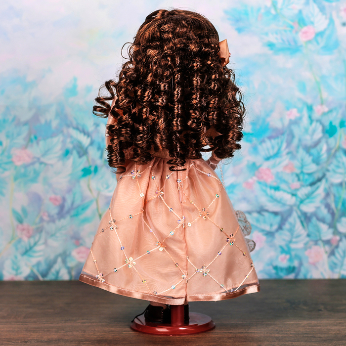 Кукла коллекционная "Альбина" 40 см