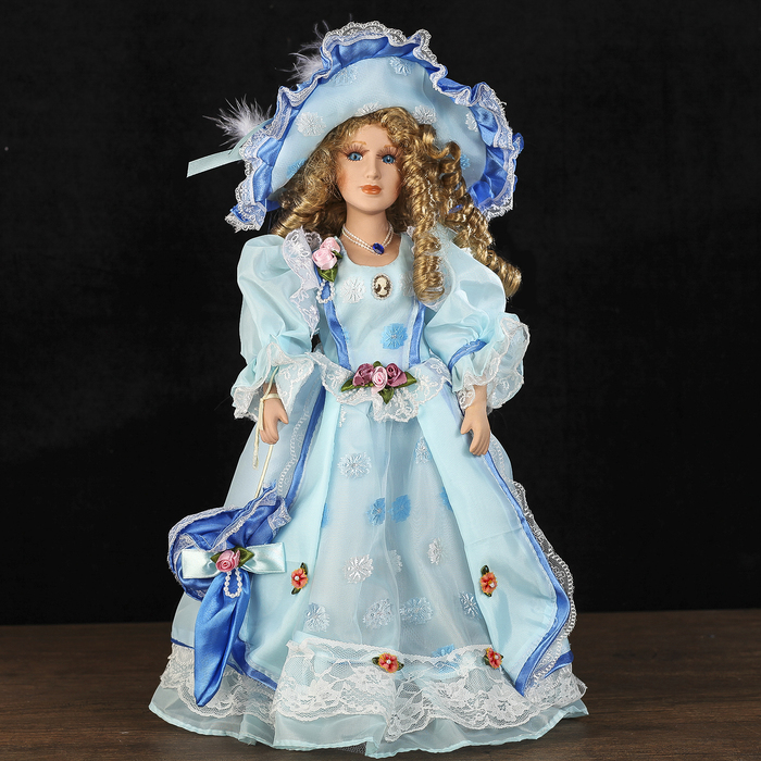 Кукла коллекционная "Веста" 40 см