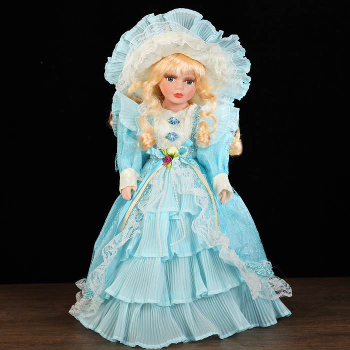 Кукла коллекционная "Эвелина" 40 см