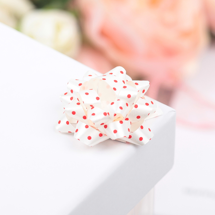 Бант-звезда №3,5 (ФАСОВКА 8 ШТ) красный горошек на белом